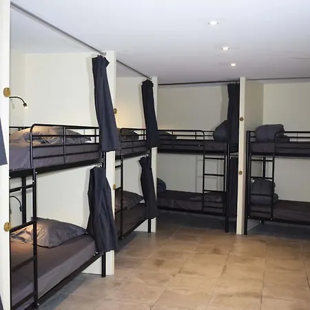 Hostel La Decouverte Petit Dejeuner Offert Le Puy-en-Velay